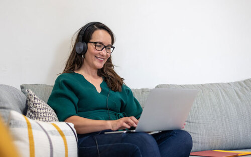 A Guide to Selling Classes Online